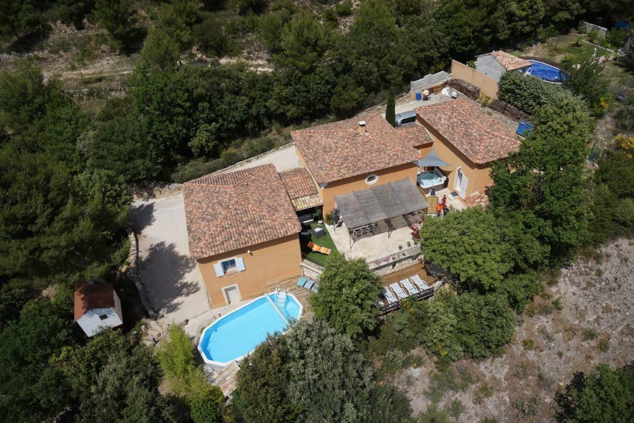 Maison D'Hotes La Garenne Puyloubier ภายนอก รูปภาพ